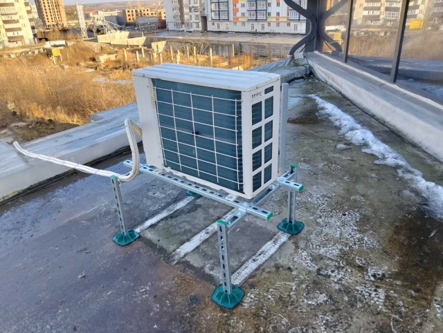Монтаж кондиціонерів на м'яку покрівлю - 23
