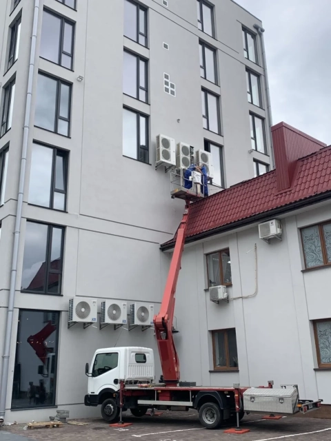 Монтаж кондиціонерів з автовишки - 9