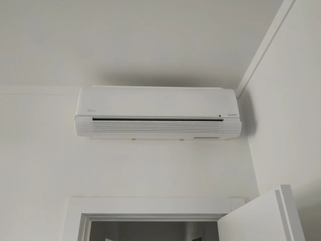 Кондиционер MIDEA Серии BREEZLESS - 17